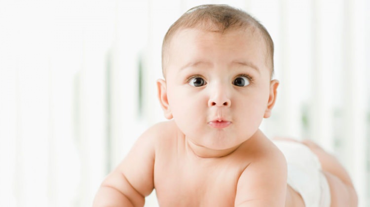 En sevimli bebek fotoğrafları