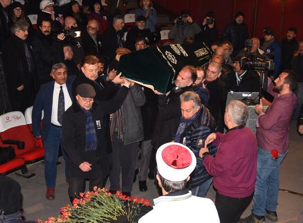 Aytaç Arman son yolculuğuna uğurlandı...