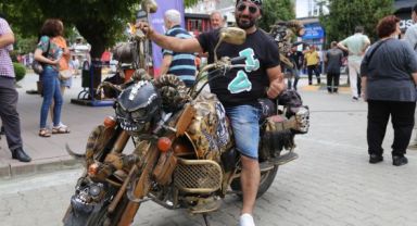 Mad Max filminden esinlendi, kendi motosikletini yaptı