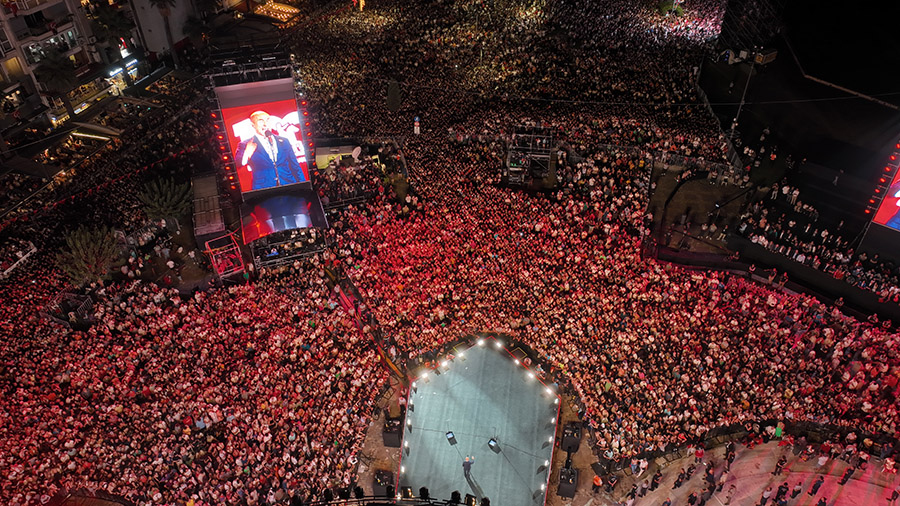 İşte en görkemli 9 Eylül'ün en çarpıcı fotoğrafları