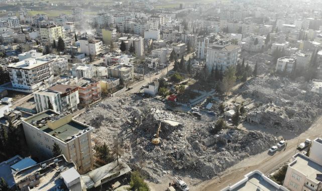 Havadan çekilen görüntüler Adıyaman’daki felaketin büyüklüğünü gözler önüne serdi