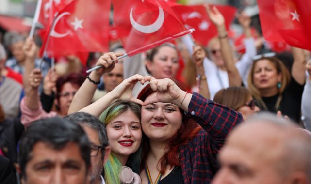 CHP'den Buca'da miting gibi buluşma
