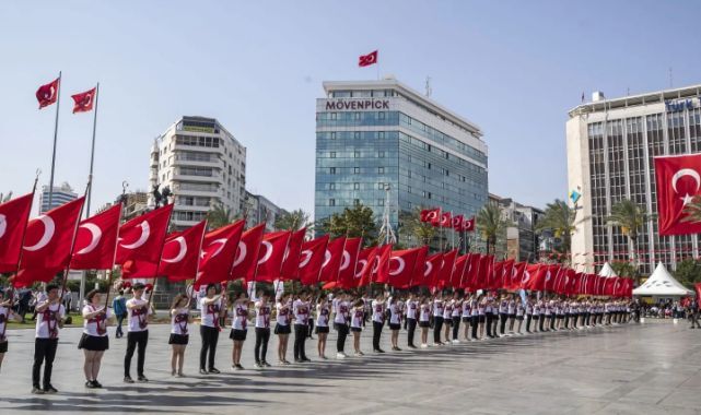 İzmir'de 19 Mayıs coşkusu kutlandı!