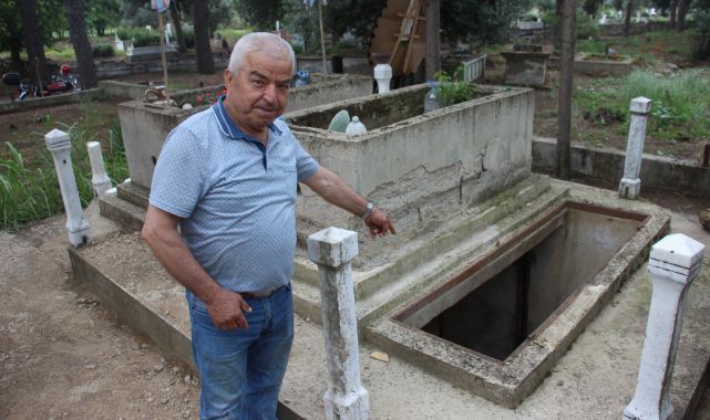 Şen Efe'nin mezarlıkta sürdürdüğü 15 yıllık çalışmanın gizemi ölünce ortaya çıktı
