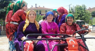 Böyle düğün konvoyu görülmedi!
