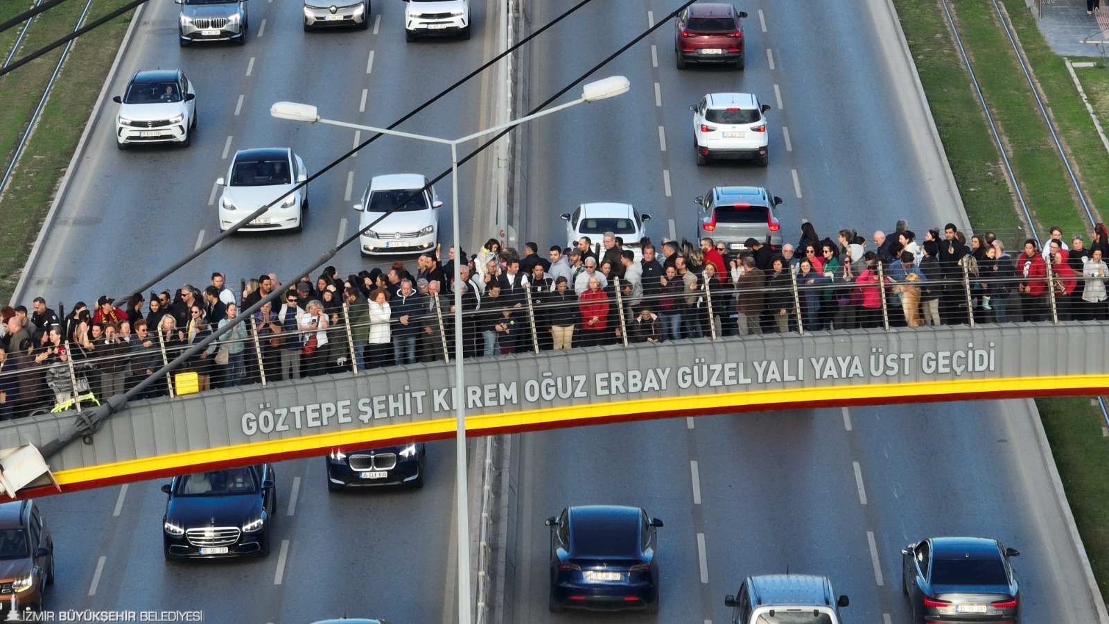 İzmir Ata’sını unutmadı