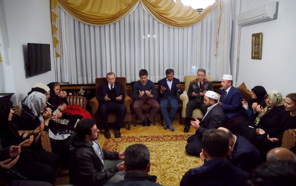 Cumhurbaşkanı Erdoğan’dan, şehit Tümgeneral Aydın’ın ailesine taziye ziyareti
