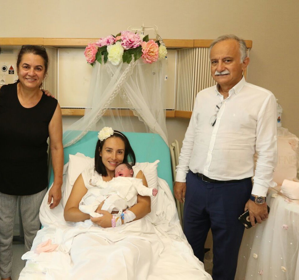 Başkan Karabağ ikinci kez dede oldu