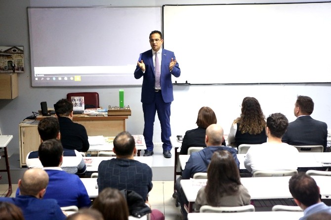 Başkan Atila derse girip Bornova’yı anlattı