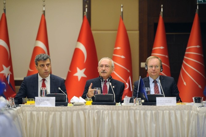 Kılıçdaroğlu’nun Büyükelçilerle Toplantısı Sona Erdi