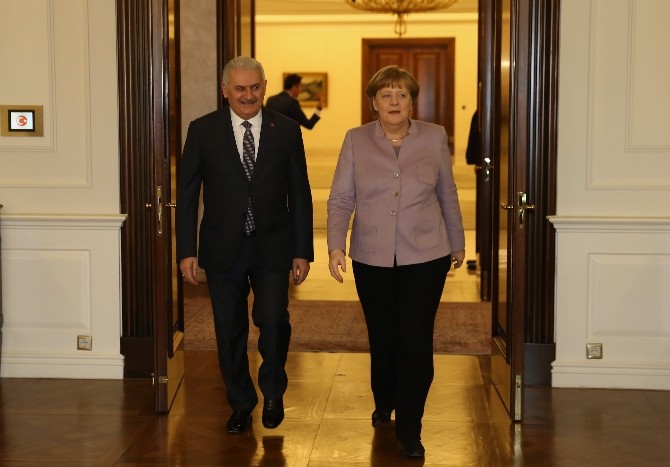 Merkel, Çankaya Köşkü’nde