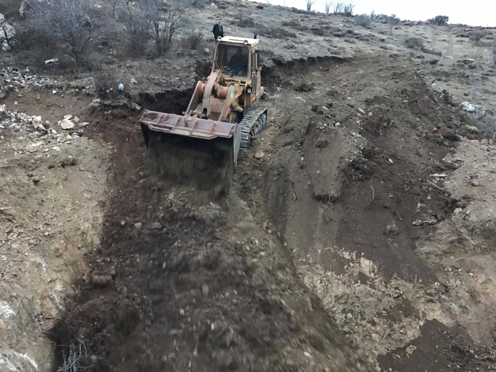 Pursaklar’da kaçak kazıya geçit verilmedi