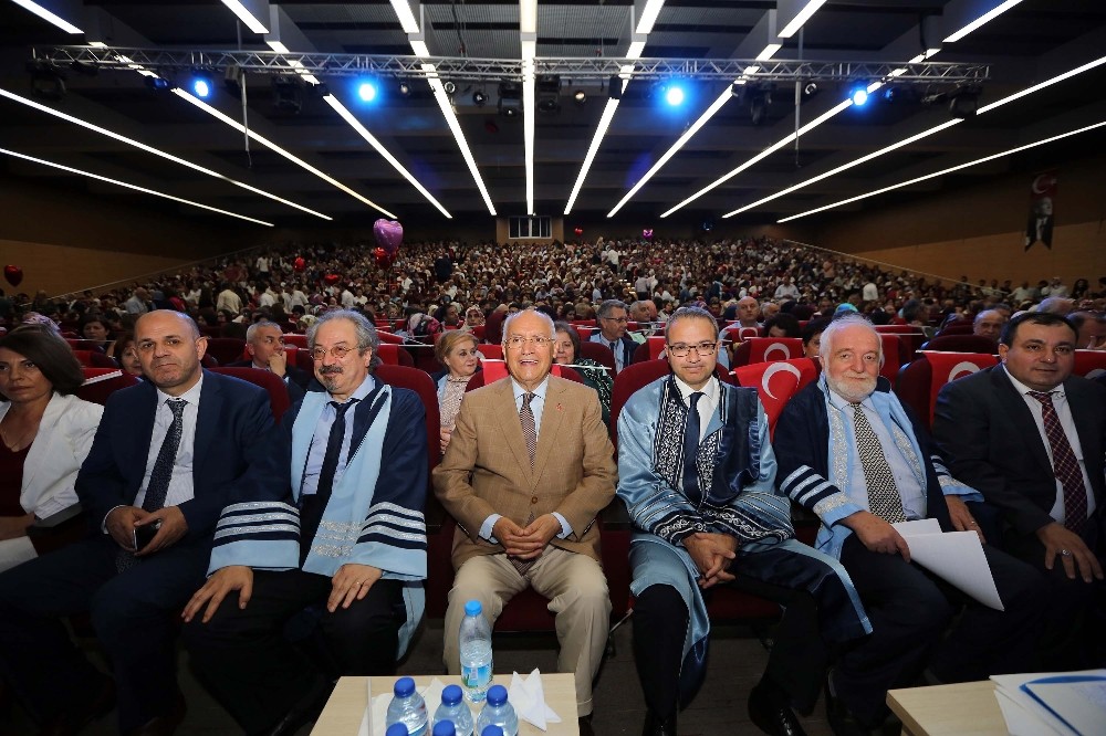 Geleceğin doktorları Nazım’da kep attı