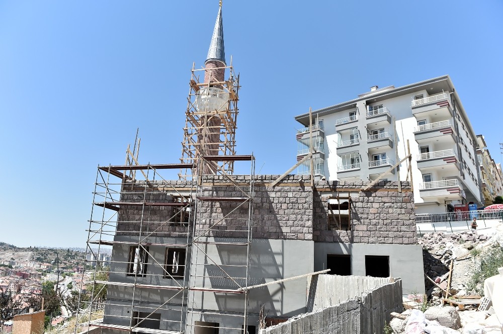 Osmanlı ve Selçuklu Mimarisi camilerde hayat buluyor