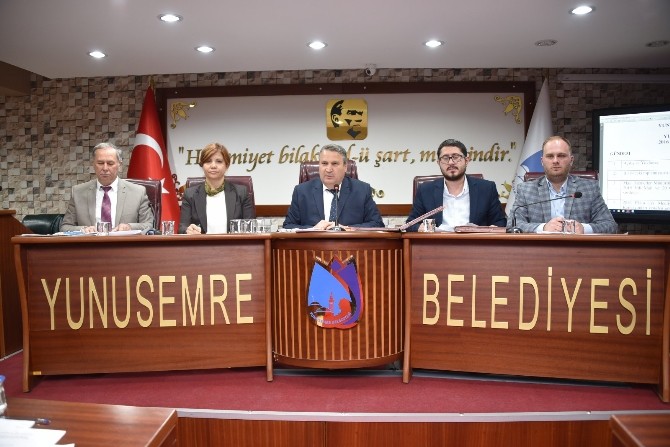 Yunusemre Belediye Meclisi’nde Muradiye imar planı tartışıldı