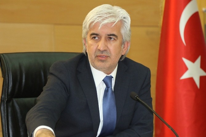 Akhisar Belediyesi 2017 bütçesi 74 milyon lira