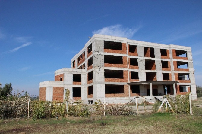 Salihli’ye fakülte açılıyor
