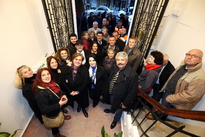 Dario Moreno’ya Konak’ta görkemli açılış
