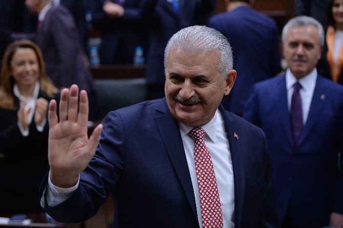 Başbakan Yıldırım, ’sosyal medyada duyarlı olunması’ konusunda vatandaşlara çağrıda bulundu
