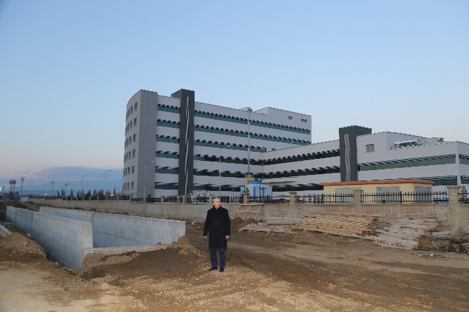 Başbakan’ın hizmete açması beklenen hastanede sona doğru
