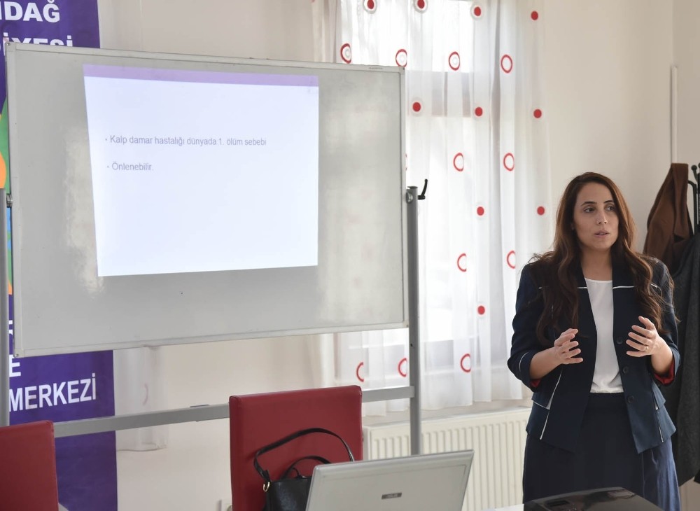 Ankara Üniversitesi ve Altındağ Belediyesinden ortak sağlık semineri