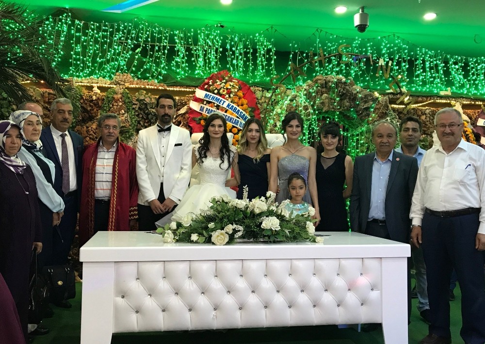 Başkan Çetin nikah ve iş yeri açılışlarına katıldı