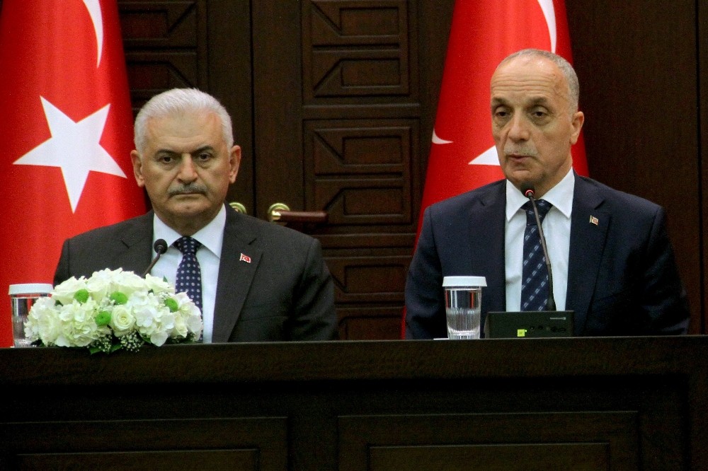 Kamuda çalışan yaklaşık 200 bin işçinin zam oranı belli oldu