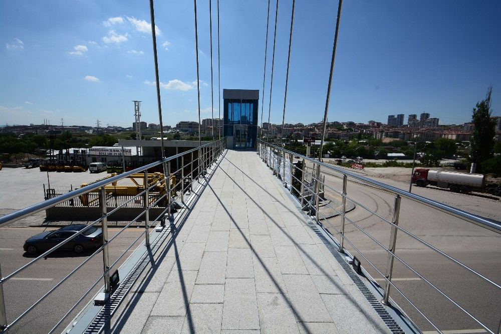 Büyükşehirden 2 yeni üst geçit