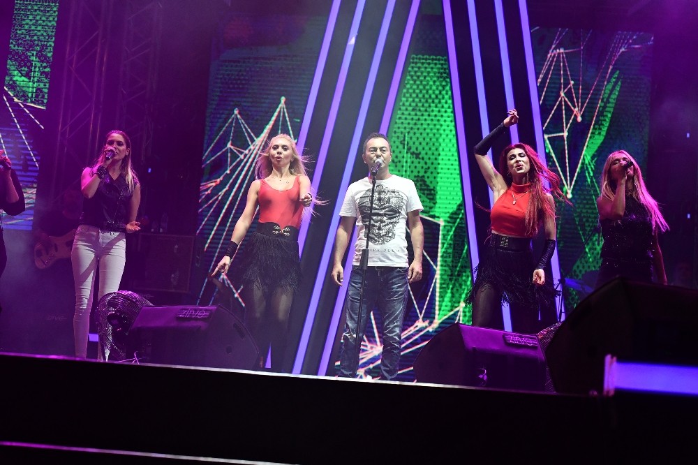 Büyük Ankara Festivali’nde Serdar Ortaç rüzgarı
