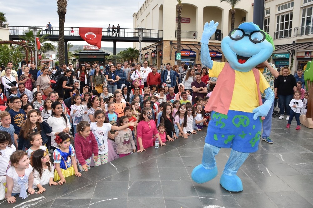 Forum Bornova’nın etkinlikleri minikleri eğlendirecek