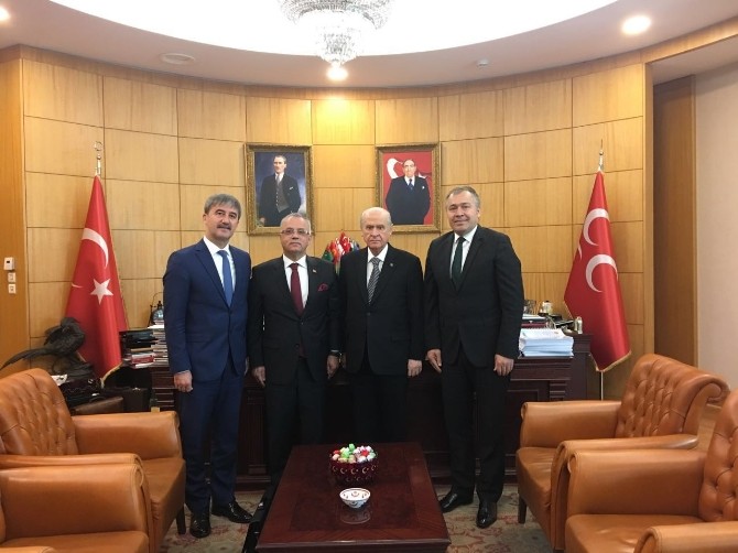 MHP’li başkanlar Genel Başkan Bahçeli’yi ziyaret etti