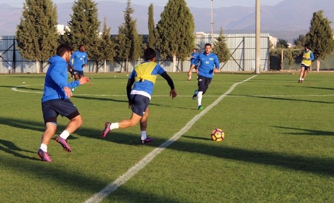 Akhisar Belediyespor, Fenerbahçe’ye bileniyor