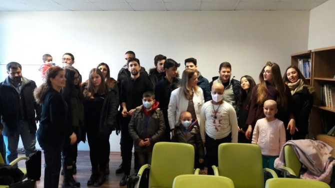 Küçük yüreklerden büyük fedakarlık
