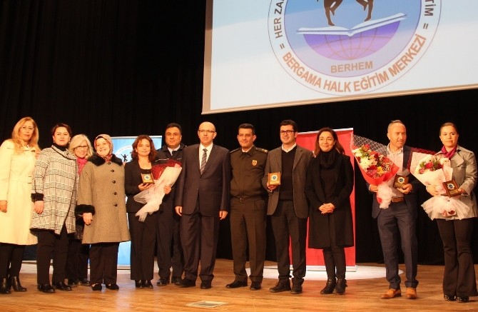 En hayırlı sergi Bergama’da
