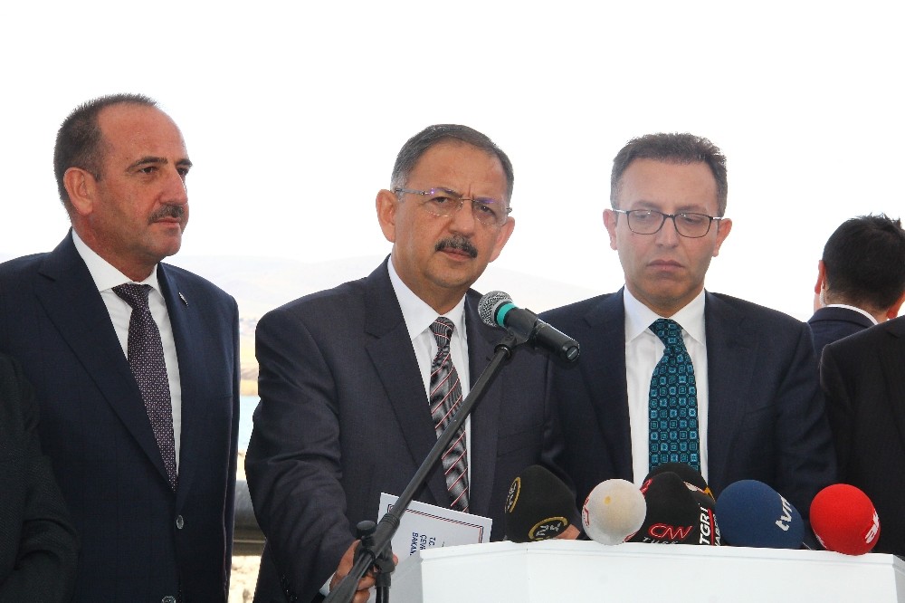 Bakan Özhaseki: