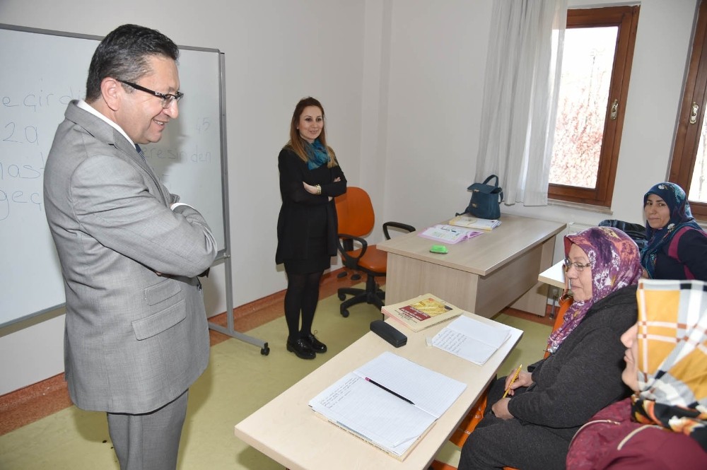 Başkan Tiryaki Zübeyde Hanım Mahallesi’nde