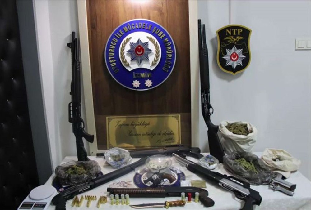 3 ilde bin 200’ü aşkın polisle büyük operasyon: 132 gözaltı