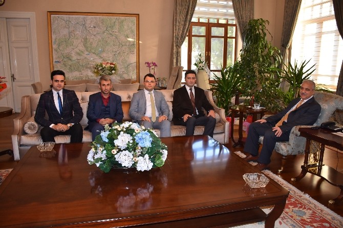 Genç Memur-Sen’den Vali Güvençer’e ziyaret