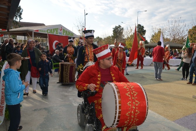 İzmir’de Dünya Engelliler Günü etkinlikleri
