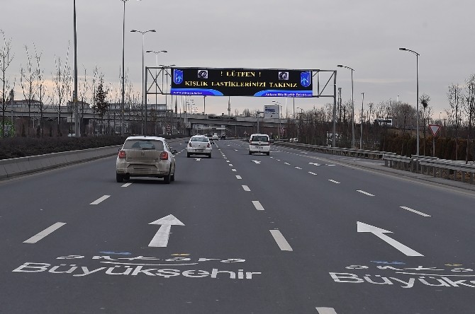 Başkent’te ledli ekranlar bilgilendiriyor
