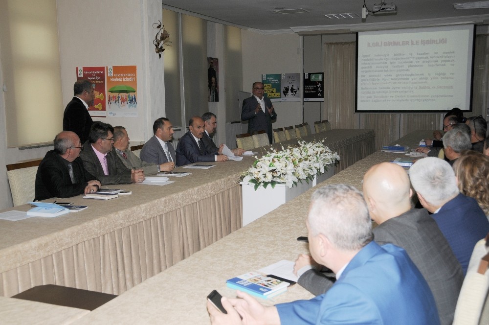 Müdürlere iş güvenliği eğitimi