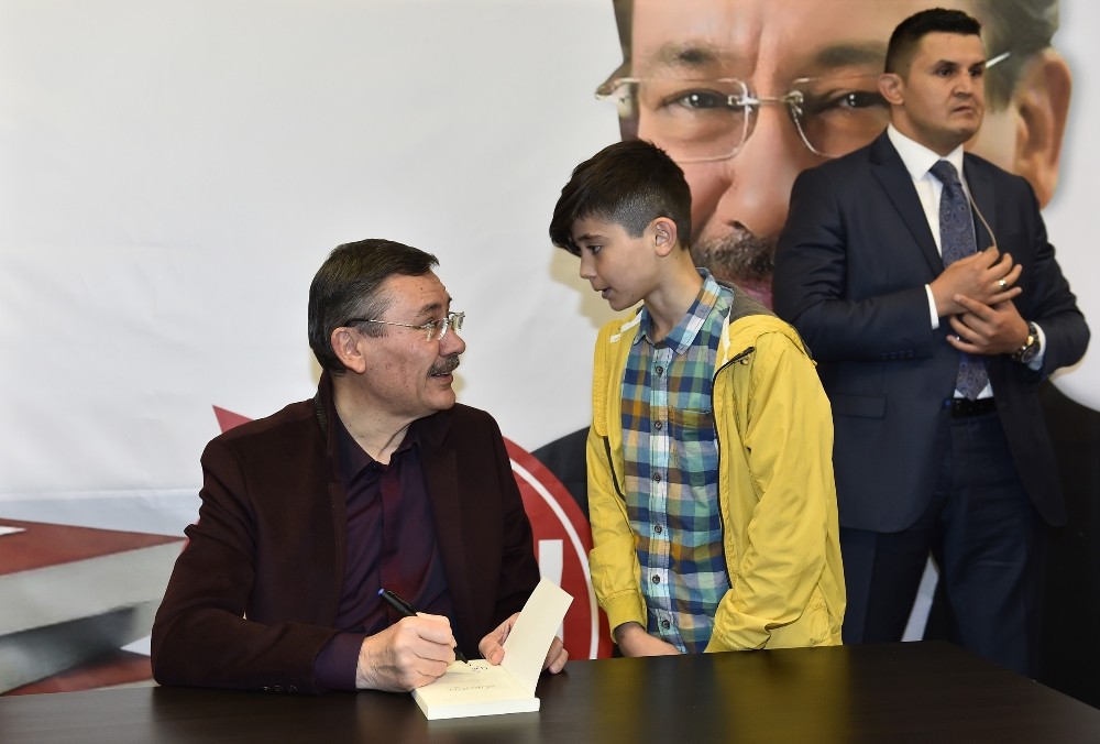 Başkan Gökçek’in iftar programları devam ediyor