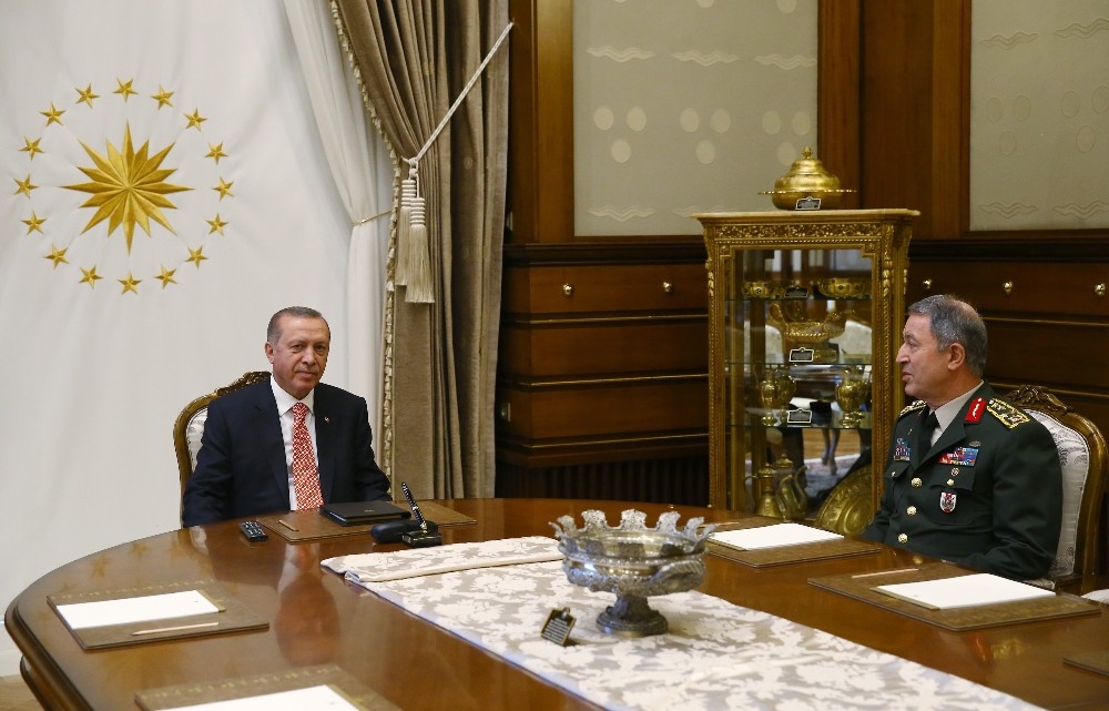 Cumhurbaşkanı Erdoğan, Genelkurmay Başkanı Akar’ı kabul etti