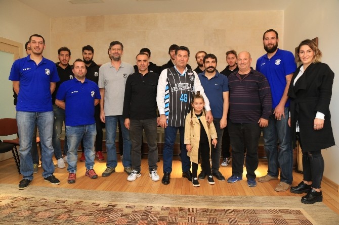 Bodrum Kartalları’ndan Mehmet Kocadon’a özel forma
