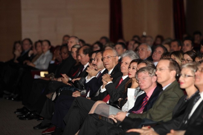 Nazım’da Mozart ezgileri