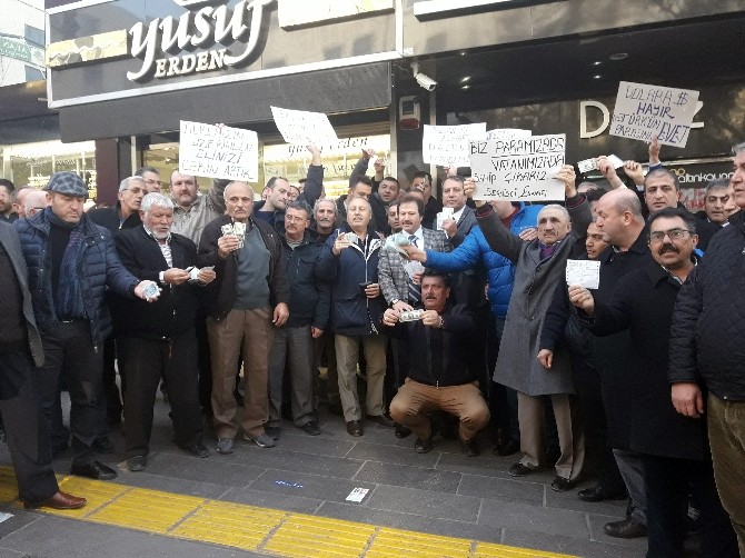 Servisçi esnafından Cumhurbaşkanı Erdoğan’ın “Dövizlerinizi bozdurun” çağrısına destek