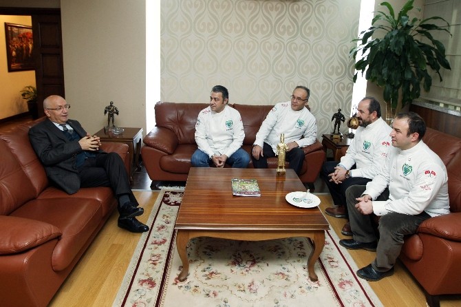 Mengenli Aşçılar, Yenimahalle’de kurs verecek
