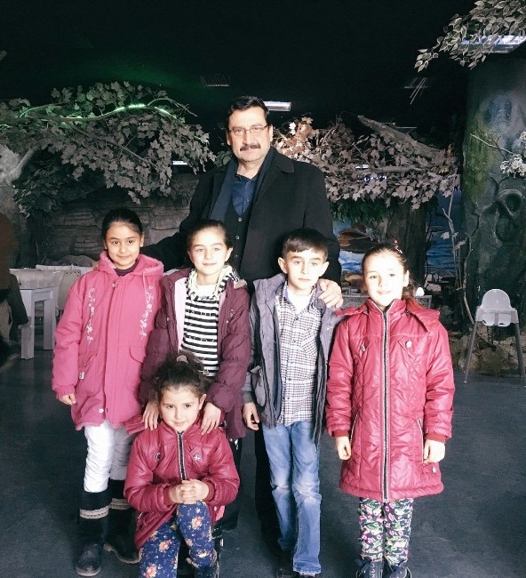 Çocuklar Başkan Ak ile Keçiören’i gezdiler