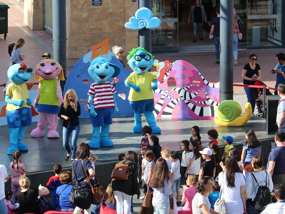 Forum Bornova Çocuk Kulübü ‘Yaşasın Arkadaşlık’’la devam edecek