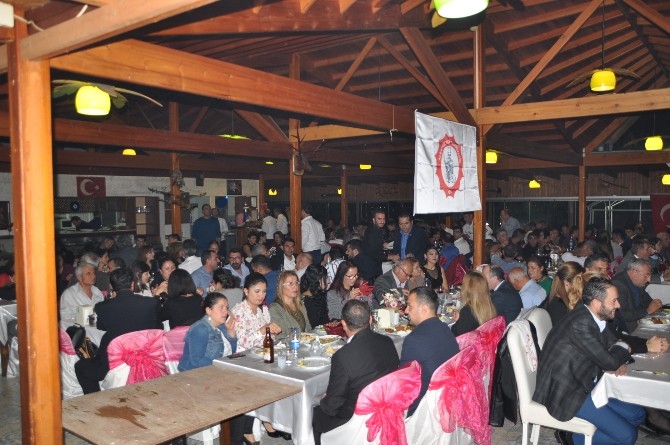 Aleviler dayanışma gecesinde buluştu